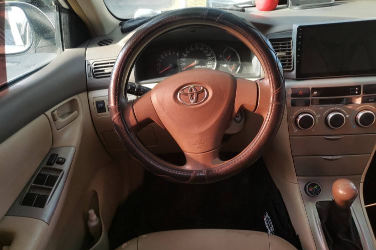 Used Toyota Corolla EX 2011 1.6L Manual Luxury Edition
