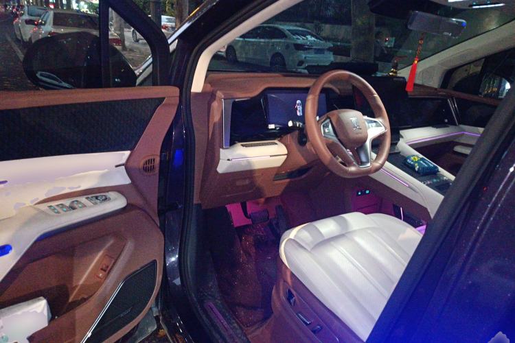 Used BYD Xia 2025 DM-i 1.5T 180km Excellence Model Driver Seat