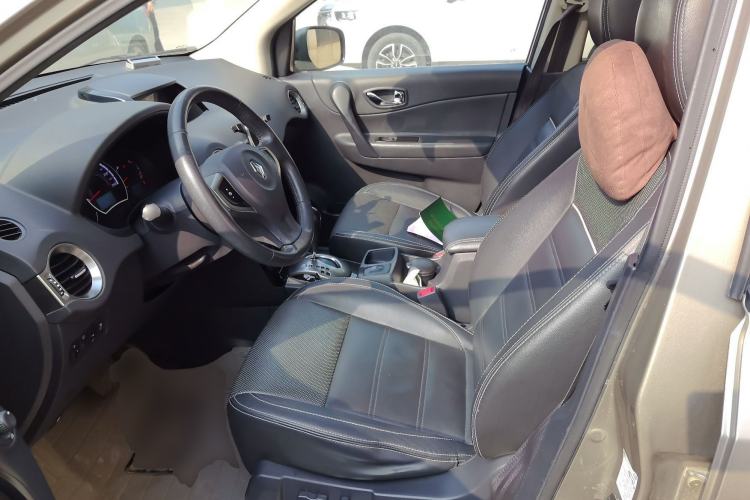 Used Renault Koleos 2015 2.5L 4x4 Comfort Edition Left Front Seat