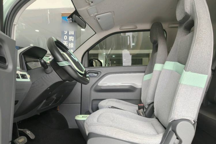 Used Wuling Hongguang MINIEV 2021 Macaron Sandwich Model 170 km Lithium Iron Phosphate