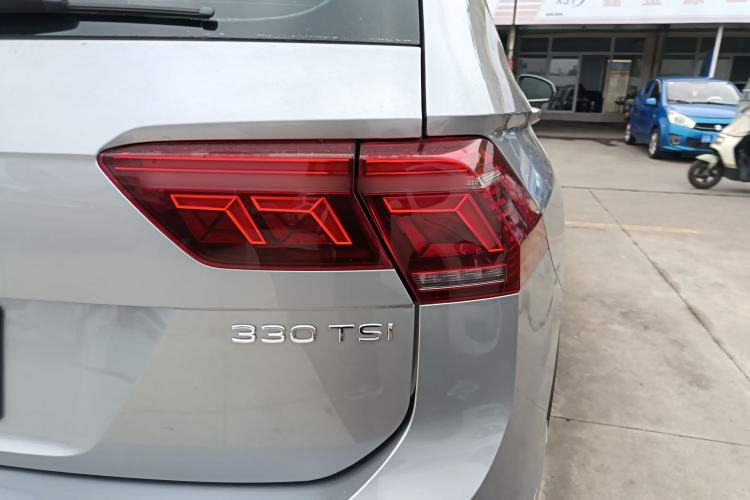 Used Volkswagen Tiguan L 2022 330TSI Automatic Two-Wheel Drive R-Line Enhanced Edition