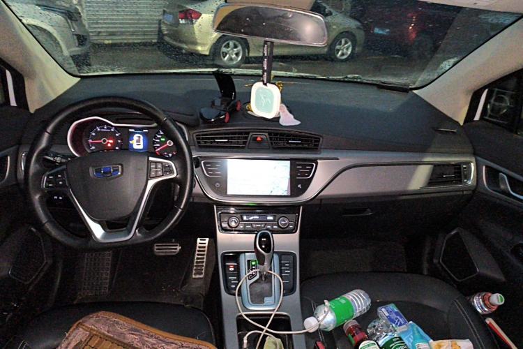 Used Geely Auto Emgrand GS 2018 Lingchao Edition 1.4T Automatic LingShang Smart Connectivity Model Center Console