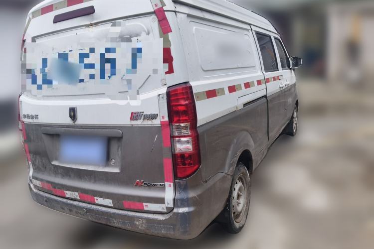 Used Jinbei Hiace X30 
