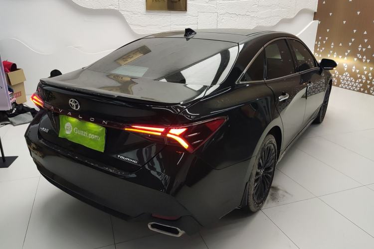 Used Toyota Avalon 2019 2.5L Touring Premium Version China VI Standard Rear Right 45 Deg