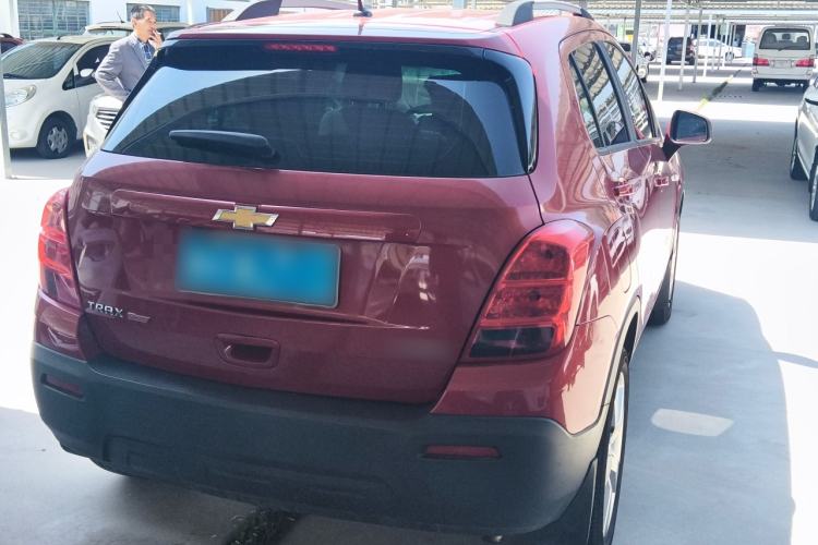 Used Chevrolet Trax 2014 1.4T Manual Two-Wheel Drive Comfort Model Rear Right 45 Deg