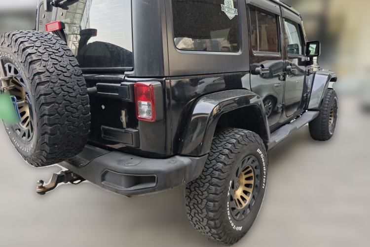 Used Jeep Wrangler 2017 3.0L Sahara Four-Door Comfort Edition
