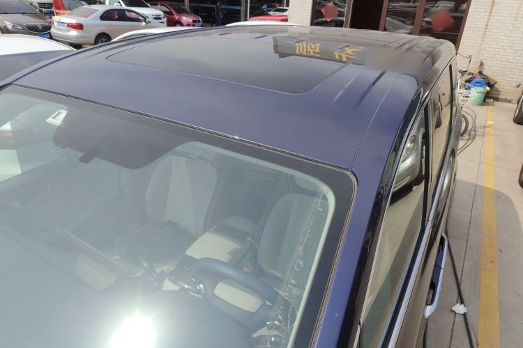 Used Roewe iMAX8 2022 400TGI Celebration Edition
