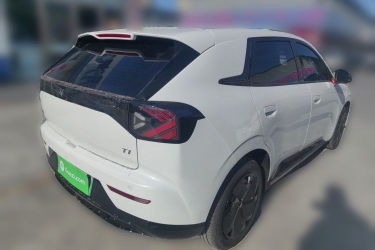 Used ARCFOX T1 2025 Model 425 PRO
