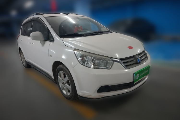 Used Venucia R50 2013 1.6L Manual Fashion Edition Front Right 45 Deg