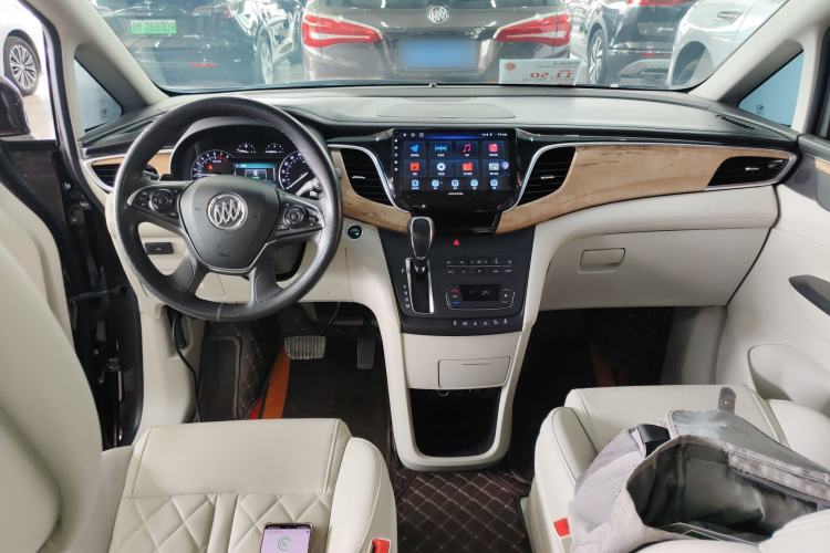 Used Buick GL8 2017 ES 28T Comfort Model China V Standard
