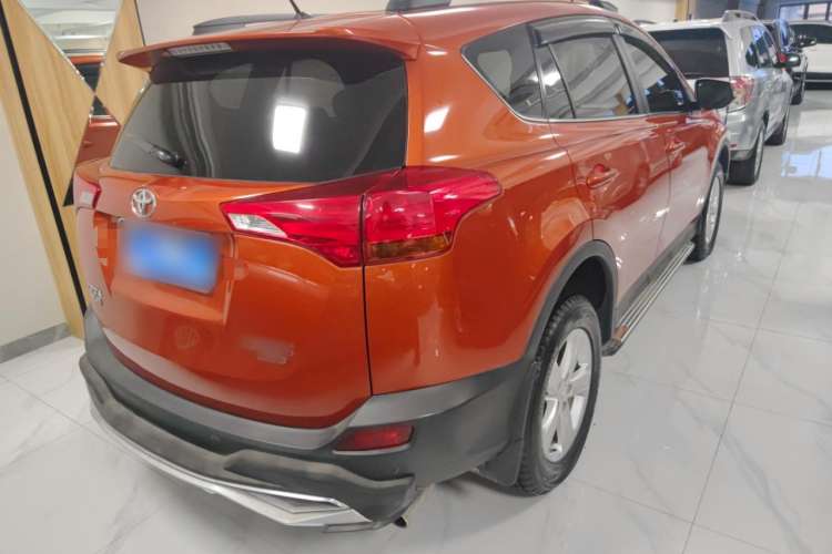 Used Toyota RAV4 2013 2.0L CVT Four-Wheel Drive Fashion Edition
