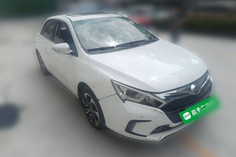 Used BYD Qin New Energy 2015 1.5T Dual-Crown Flagship Plus Edition
