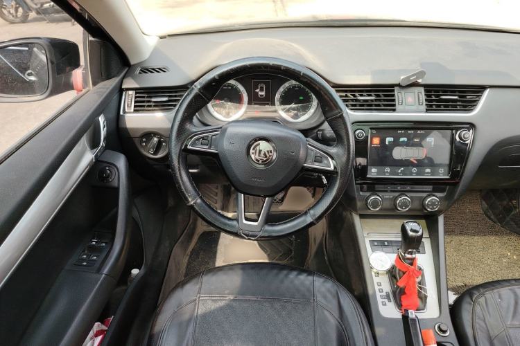 Used Skoda Octavia 2018 TSI280 DSG Luxury Edition
