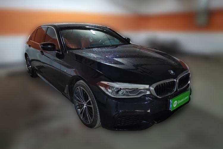 Used BMW 5 Series 2020 530Li Leading Model M Sport Package Front Right 45 Deg