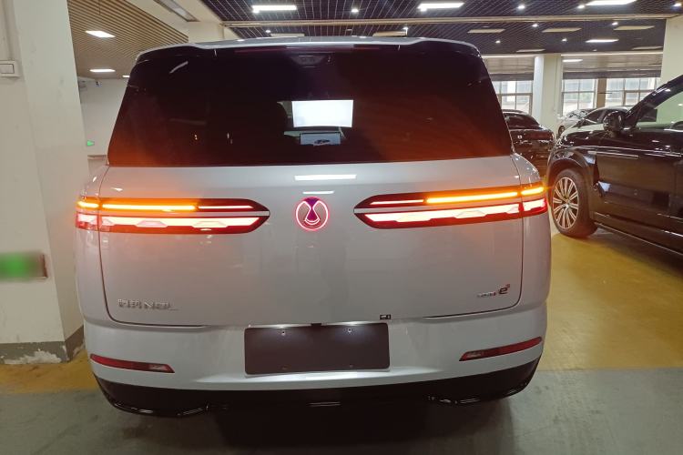 Used Denza N8L 2025 Model Zunrong Model Rear