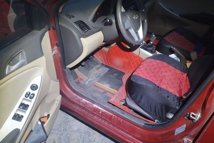 Used Hyundai Verna (older generation) 2010 Sedan 1.4L Manual Comfort GS
