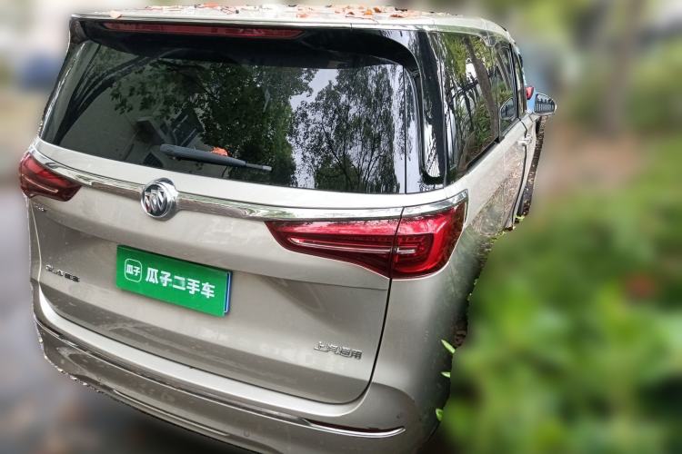 Used Buick GL8 2022 ES Land Cruiser 653T Luxury Model Rear Right 45 Deg