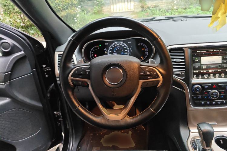 Used Jeep Grand Cherokee 2017 3.0L Elite Navigation Edition