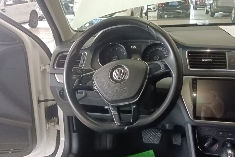 Used Volkswagen Lavida 2015 1.6L Automatic Comfort Edition