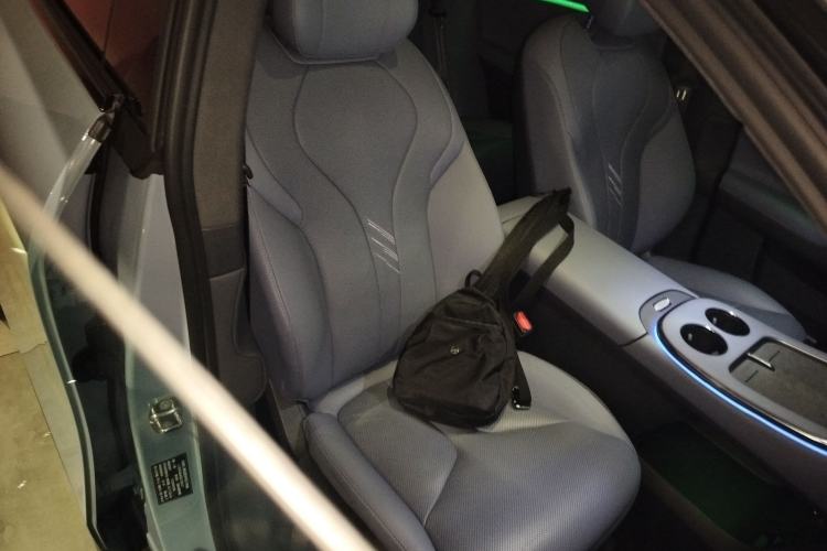 Used XPeng G7 2025 Model—702 Ultra Long Range Right Front Seat