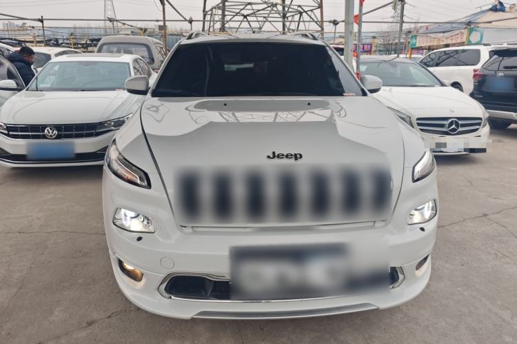 Used Jeep Cherokee 2017 2.4L Professional Smart Edition
