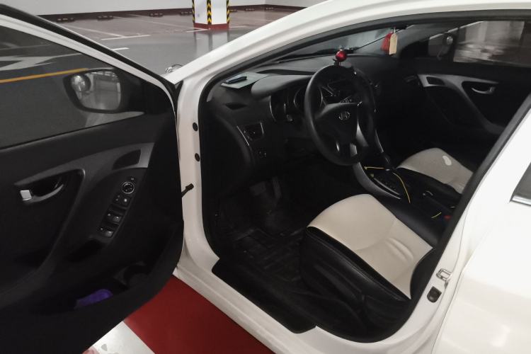 Used Hyundai Elantra (5th Generation / Langdong) 2015 1.6L Automatic Leading Model Driver Seat