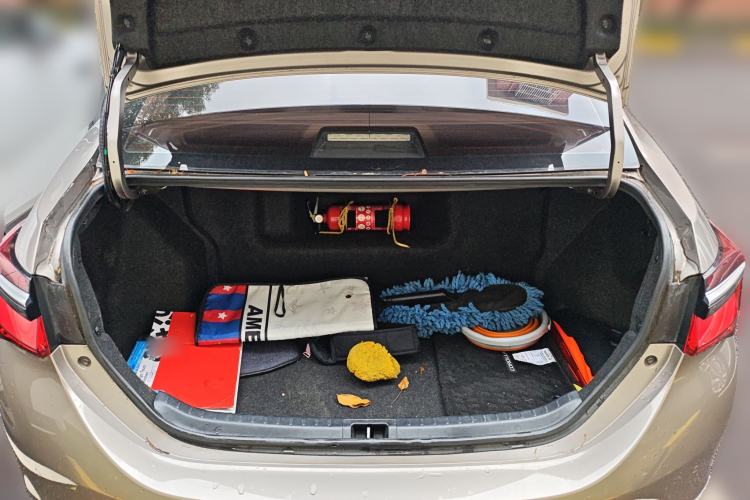 Used Toyota Corolla 2018 Dual-Engine 1.8L E-CVT Smart Edition