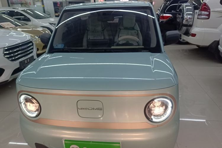 Used Geely Galaxy Panda 2023 Panda Mini 200km Endurance Bear

