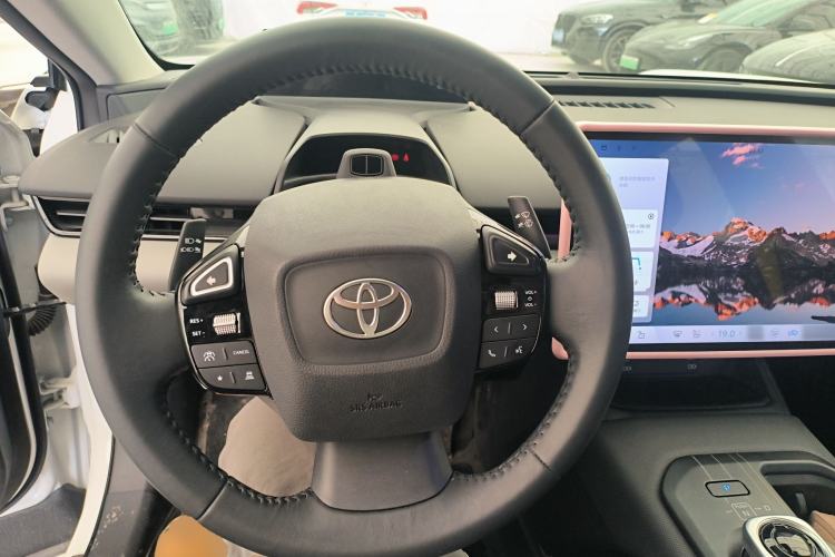 Used Toyota bZ5 2025 Model 550 PRO Steering Wheel