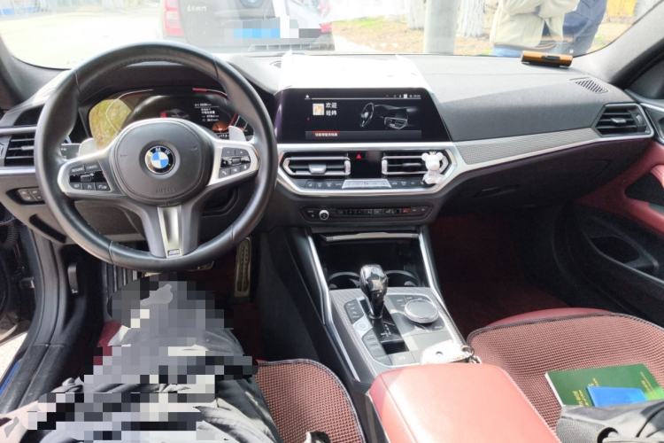 Used BMW 4 Series 2021 425i M Sport Night Edition Center Console
