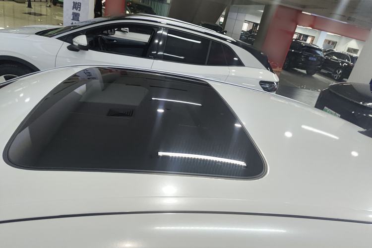 Used BMW 5 Series 2014 520Li Elegant Model
