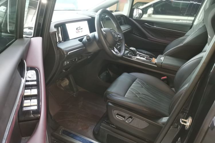 Used GAC Trumpchi M8 2024 Master Series 400T Prestige Edition