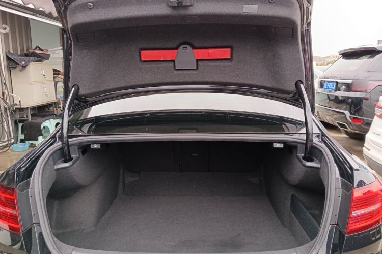 Used Volkswagen Magotan 2019 330TSI DSG Luxury Version China VI Standard Trunk