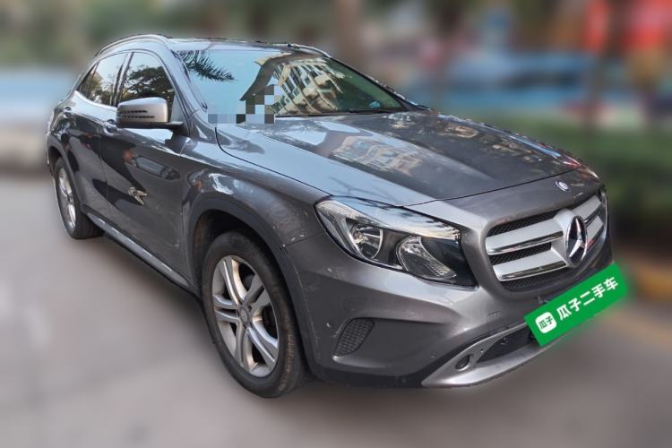 Used Mercedes-Benz GLA 2016 GLA 200 Sport Edition Front Right 45 Deg