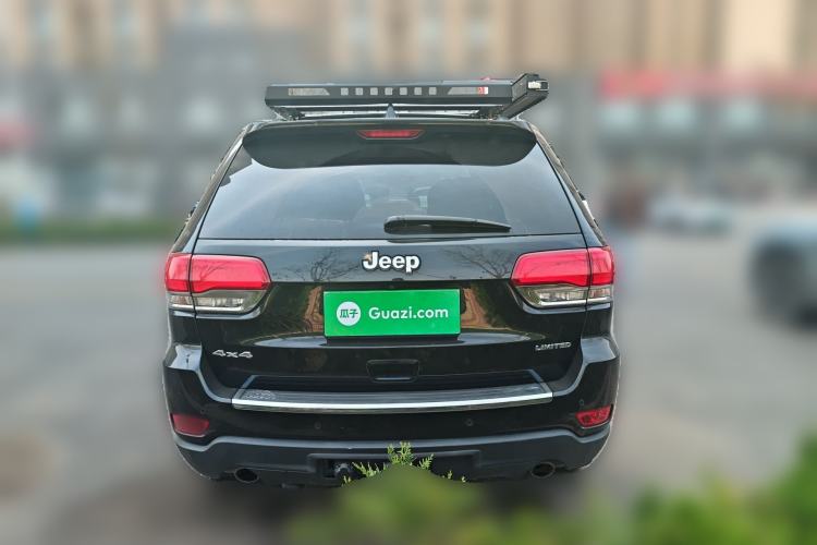 Used Jeep Grand Cherokee 2014 3.0L Comfort Navigation Edition Rear