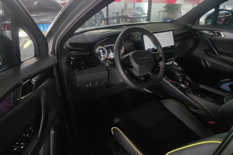 Used Lynk & Co 06 2023 Remix 1.5T Dynamic Halo
