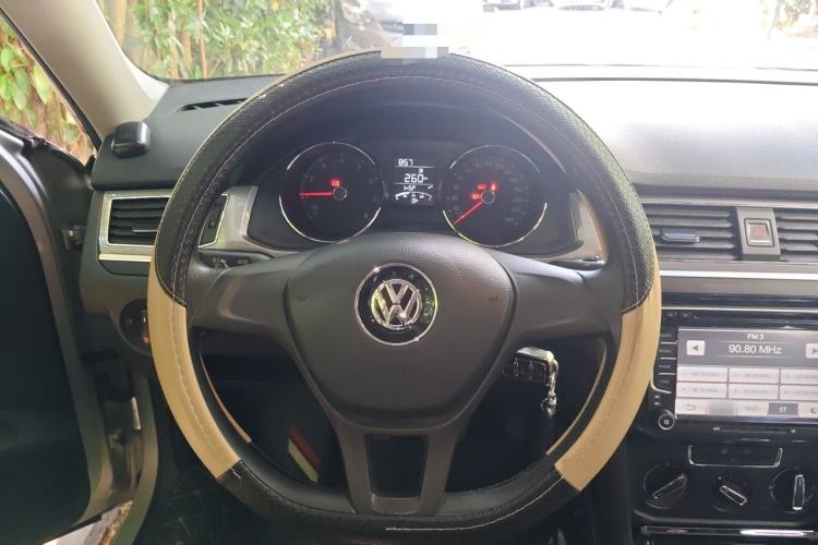 Used Volkswagen Bora 2016 1.6L Manual Fashion Edition
