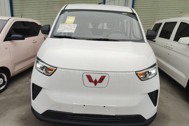 Used Wuling Yangguang 2025 Model 400km Bus Edition—Comfort Edition
