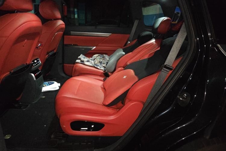 Used Dongfeng eπ eπ008 2024 210Max Range-Extended Version 6 Seats
