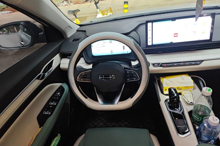 Used Geely Auto Emgrand L HiP 2022 1.5TD-DHT Pro 100KM Super Swift Steering Wheel