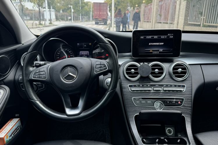 Used Mercedes-Benz C-Class 2017 C 200 station wagon
