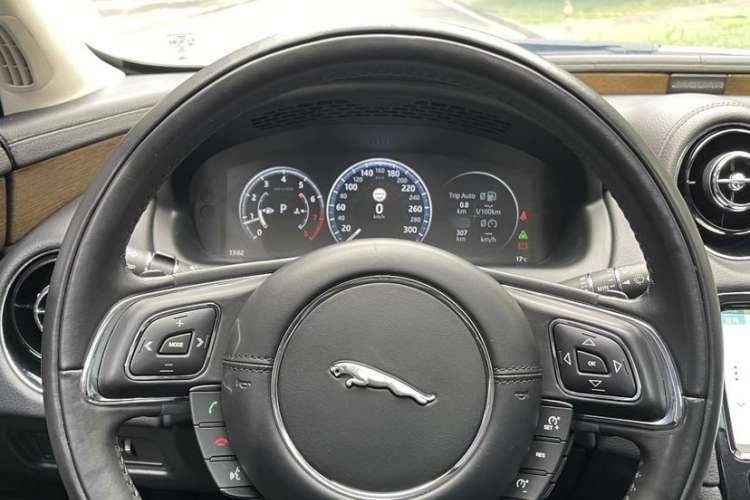 Used Jaguar XJ 2018 XJL 3.0 SC Two-Wheel-Drive Elegant Business Edition