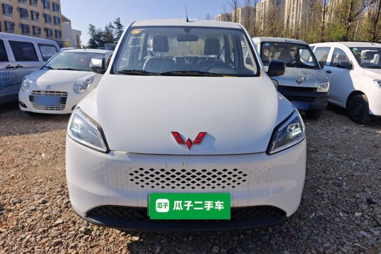 Used Wuling Hongguang New Energy 2025 Extended-Range Hybrid 50 km Standard Version
