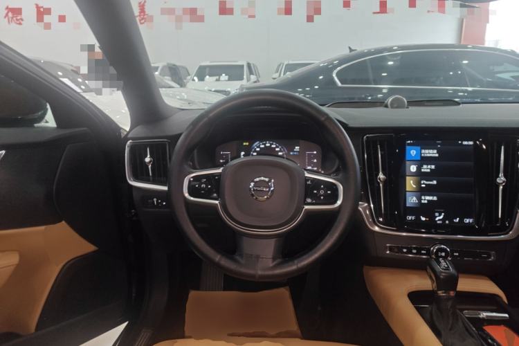 Used Volvo S90 2018 T4 Zhiyuan Edition