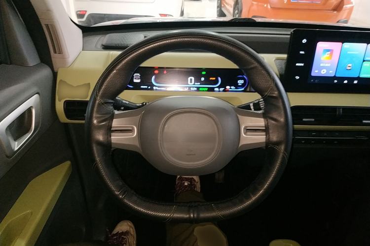 Used Geely Galaxy Panda 2024 Panda Mini 200km Endurance Bear
