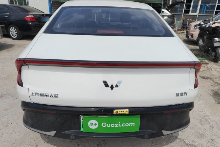 Used Wuling E5 2024 410 km Standard Version