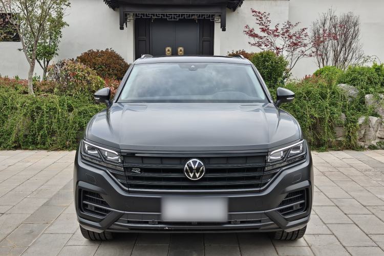 Used Volkswagen Touareg 2023 3.0 TSI Luxury Edition Obsidian Black Sport Package Exterior 1