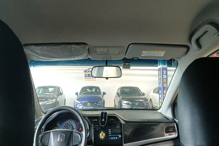 Used Honda Crider 2015 1.8L automatic comfort version
