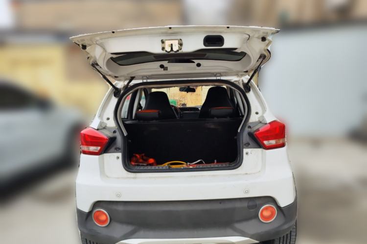 Used BAIC New Energy EC 2017 EC180 Dynamic Edition Trunk