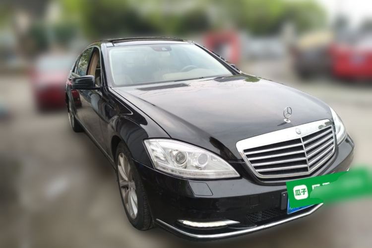 Used Mercedes-Benz S-Class 2012 S 300 L Luxury Grand Edition Front Right 45 Deg